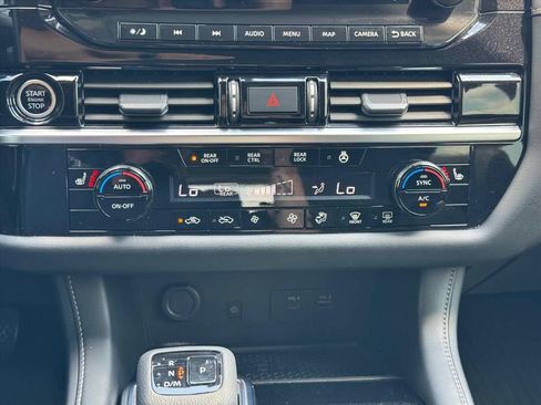 Certified 2024 Nissan Pathfinder SL AWD/4WD image 23