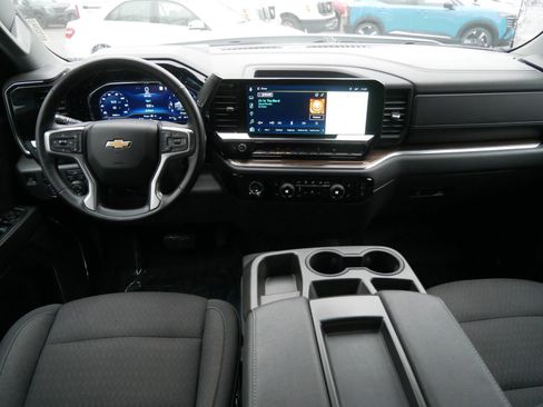 Used 2023 Chevrolet Silverado 1500 LT image 14
