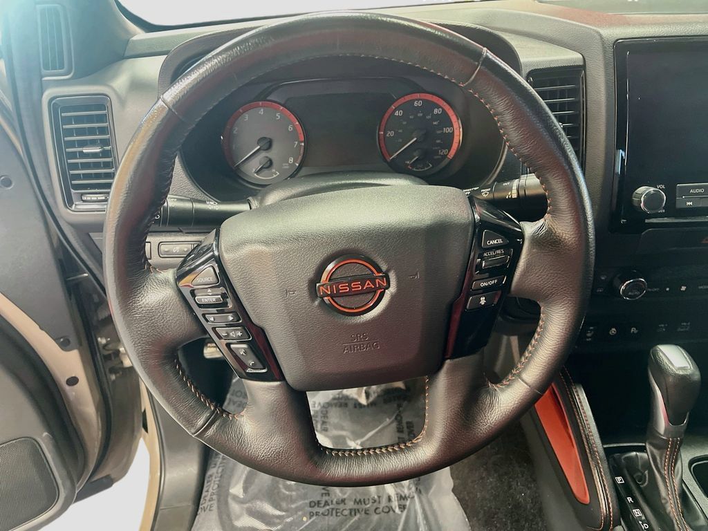 Used 2023 Nissan Frontier PRO-4X w/ Pro Convenience Package AWD/4WD image 11