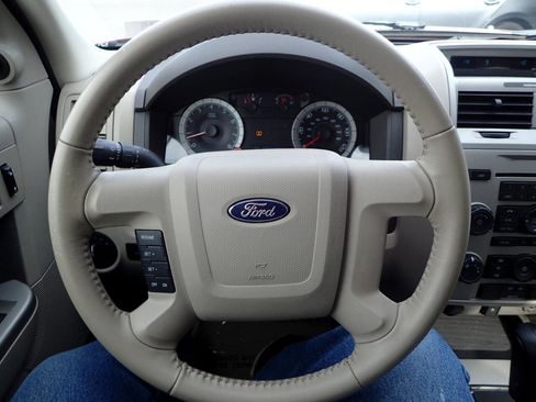 Used 2009 Ford Escape XLT image 14