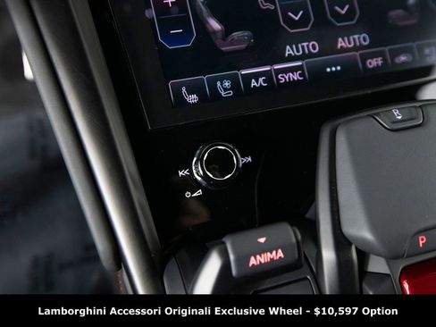 Used 2024 Lamborghini Urus S AWD/4WD image 26