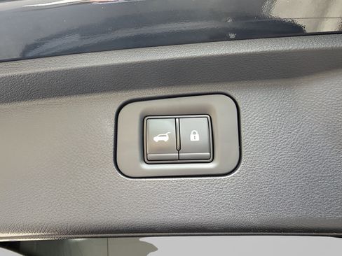 Used 2025 Nissan Armada SL w/ Captain's Chari Seat Package RWD image 35