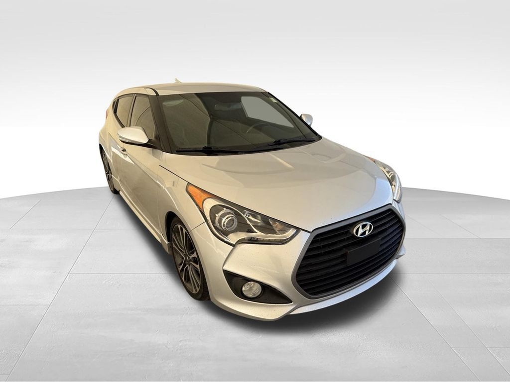 Used 2016 Hyundai Veloster Turbo FWD image 5