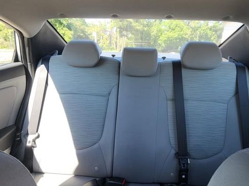 Used 2017 Hyundai Accent SE FWD image 13