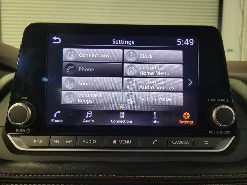 Used 2023 Nissan Rogue S FWD image 25