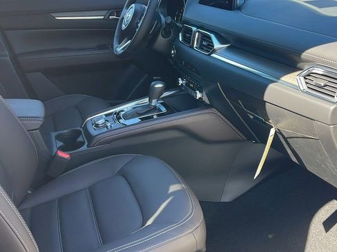 New 2025 MAZDA CX-5 Signature image 34