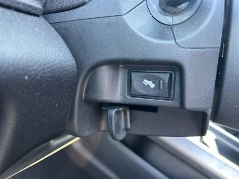 Used 2022 RAM 2500 Big Horn w/ Level A Equipment Group image 19