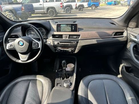 Used 2017 BMW X1 xDrive28i image 7