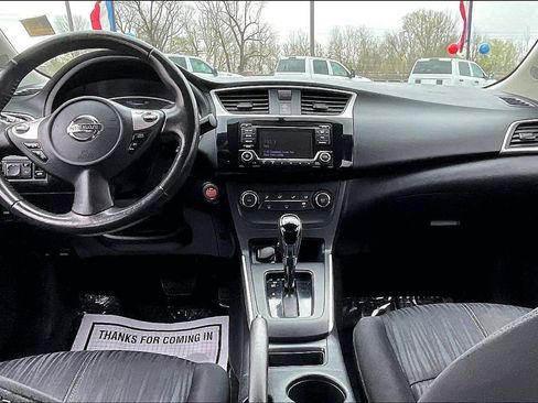 Used 2016 Nissan Sentra SV image 10