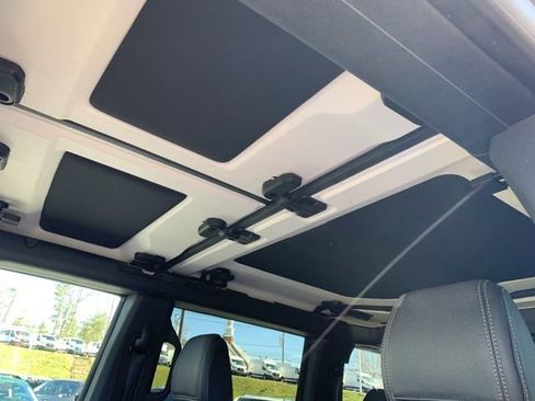 Certified 2025 Ford Bronco Big Bend w/ Black Diamond Package image 25