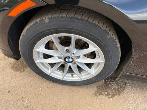 Used 2010 BMW 328i xDrive Sedan AWD/4WD image 11