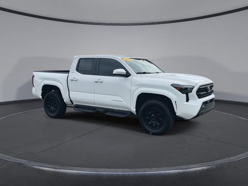 Used 2025 Toyota Tacoma SR5 RWD image 2