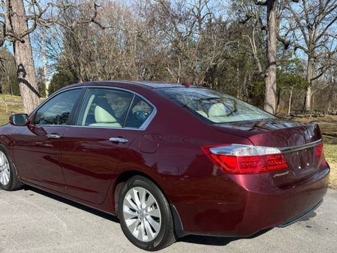 Used 2015 Honda Accord EX-L image 9
