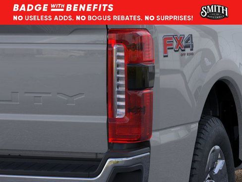 New 2025 Ford F250 Lariat w/ Chrome Package image 22