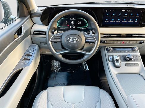 Used 2025 Hyundai Palisade SEL image 21
