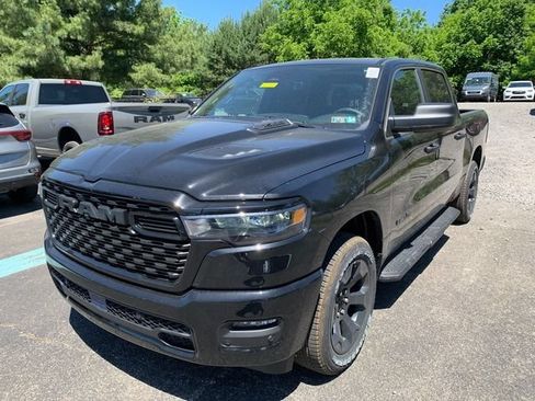 New 2026 RAM 1500 Express AWD/4WD image 8