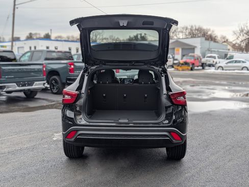 New 2026 Chevrolet Trax RS w/ Driver Confidence Package image 28