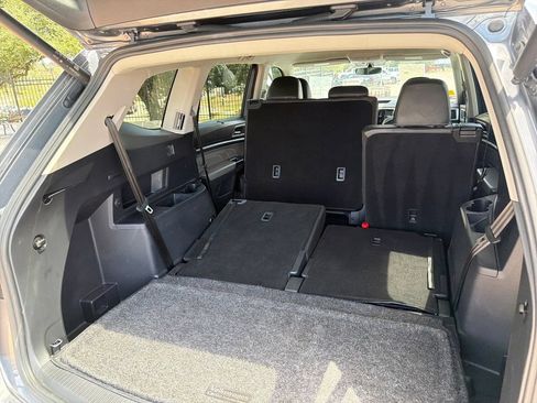 Used 2023 Volkswagen Atlas SE FWD image 40
