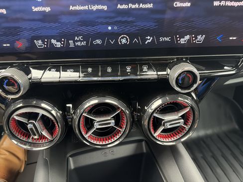 Used 2026 Chevrolet Blazer EV RS w/ Super Cruise Package AWD/4WD image 29