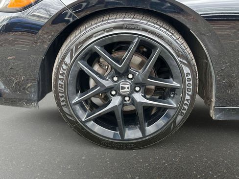 Used 2023 Honda Civic Sport image 9