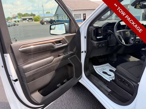 Used 2024 Chevrolet Silverado 1500 LT AWD/4WD image 15