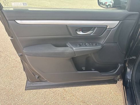 Used 2019 Honda CR-V LX image 8
