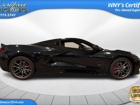 Used 2023 Chevrolet Corvette Stingray Premium Conv w/ Z51 Performance Package RWD image 5