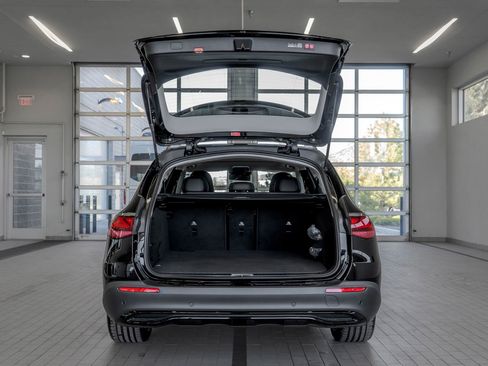Used 2025 Mercedes-Benz E 450 4MATIC All-Terrain Wagon image 15