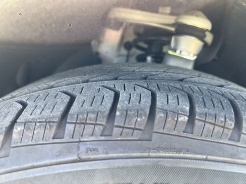 Certified 2025 Mercedes-Benz GLC 300 4MATIC image 12