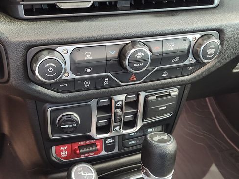 New 2026 Jeep Wrangler Unlimited Sport AWD/4WD image 14