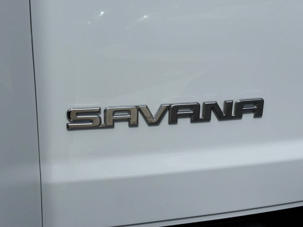 Used 2025 GMC Savana 2500 w/ Driver Convenience Package RWD image 18