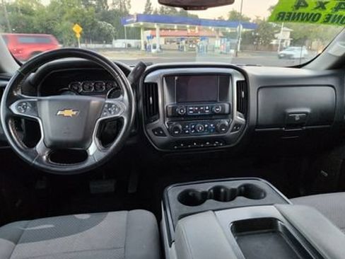 Used 2017 Chevrolet Silverado 1500 LT w/ All Star Edition AWD/4WD image 8