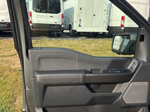 New 2025 Ford F150 Lariat w/ Equipment Group 501A Mid image 14