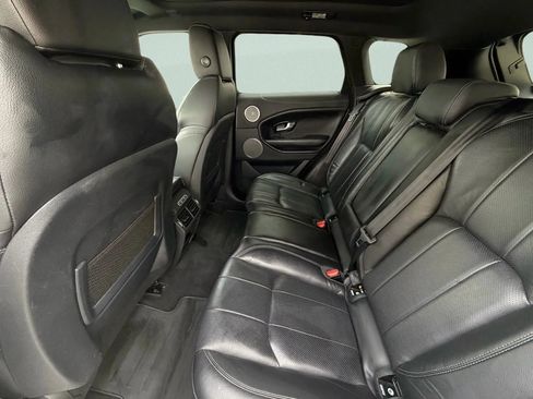 Used 2019 Land Rover Range Rover Evoque image 17