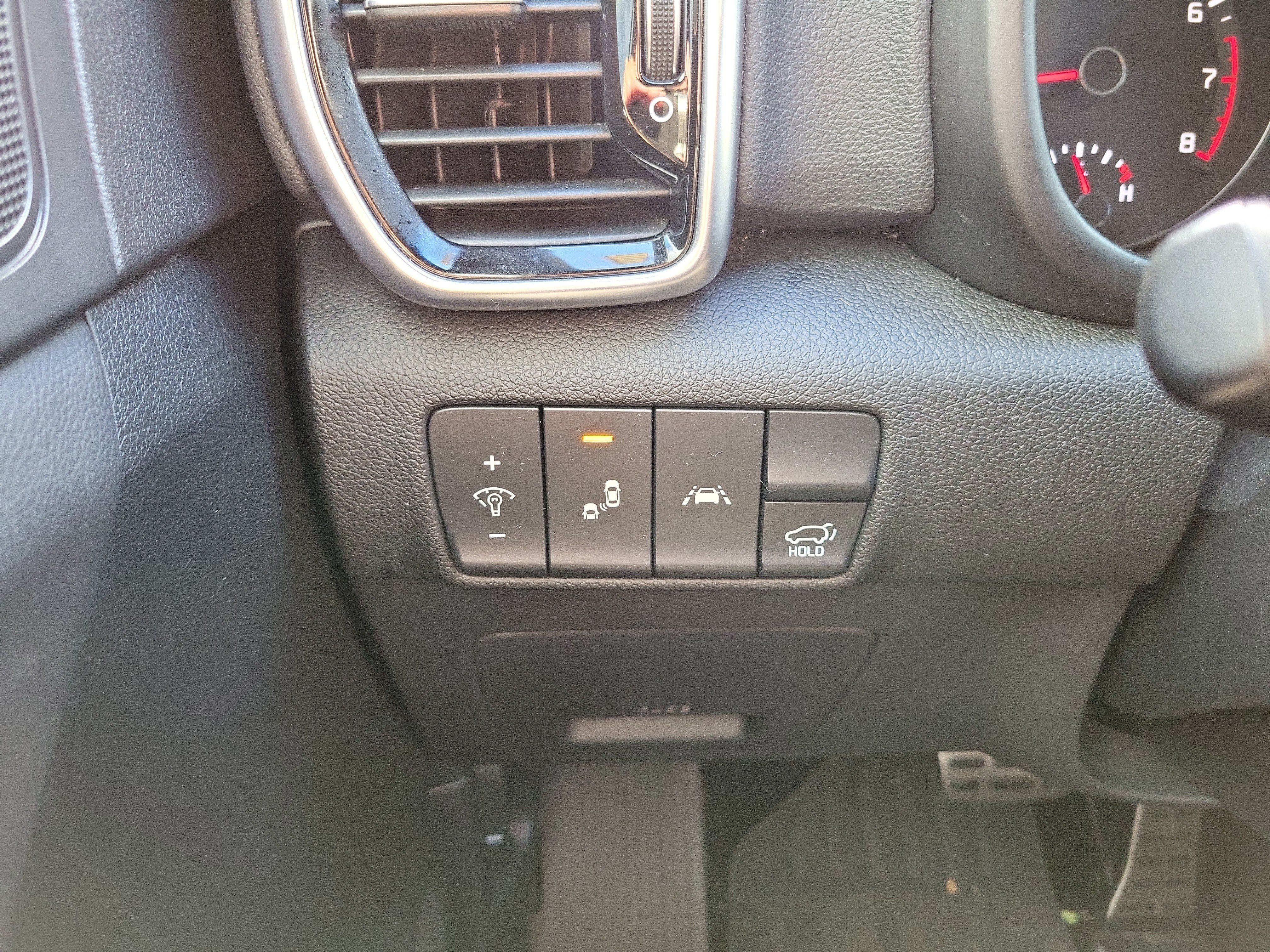 Used 2020 Kia Sportage SX FWD image 25