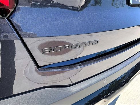 Certified 2026 Kia Sorento SX Prestige AWD/4WD image 30