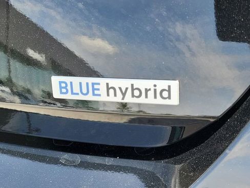New 2026 Hyundai Elantra Hybrid FWD image 26