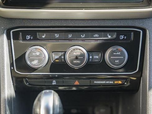 Used 2023 Volkswagen Atlas Cross Sport SE w/ Panoramic Sunroof Package image 17