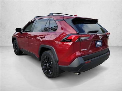 Used 2023 Toyota RAV4 XLE Premium AWD/4WD image 7