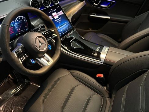 New 2026 Mercedes-Benz GLC 43 AMG 4MATIC image 4