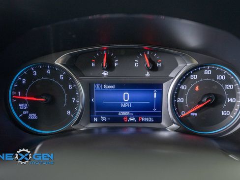 Used 2022 Chevrolet Equinox LT FWD image 16