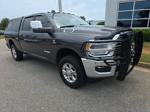 Used 2024 RAM 2500 Laramie AWD/4WD image 3