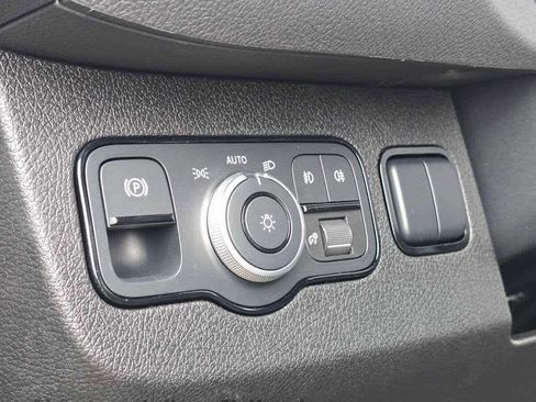 New 2026 Mercedes-Benz Sprinter 2500 image 28