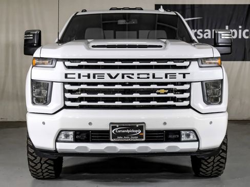 Used 2022 Chevrolet Silverado 3500 LTZ w/ LTZ Convenience Package image 3