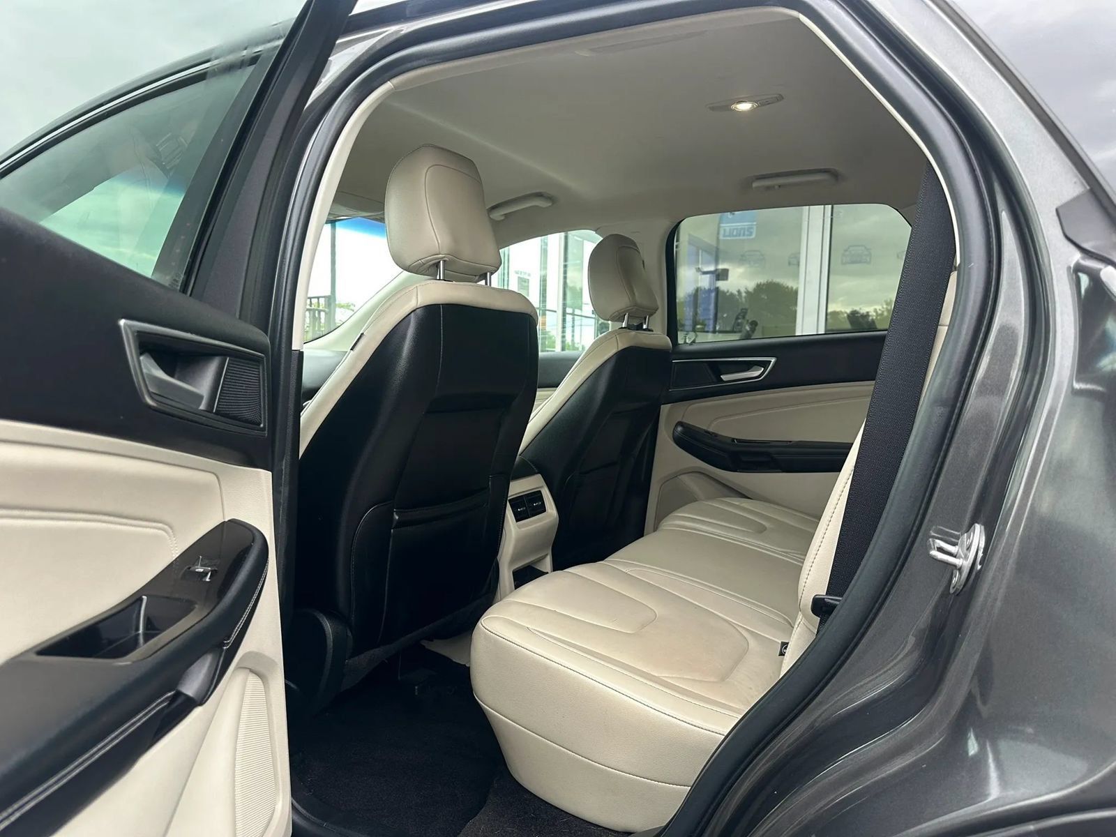 Used 2020 Ford Edge Titanium w/ Cargo Accessory Package FWD image 11