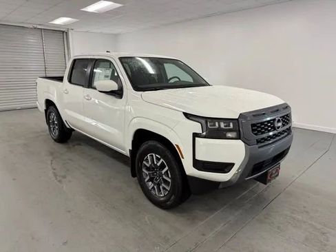 New 2026 Nissan Frontier SV image 3