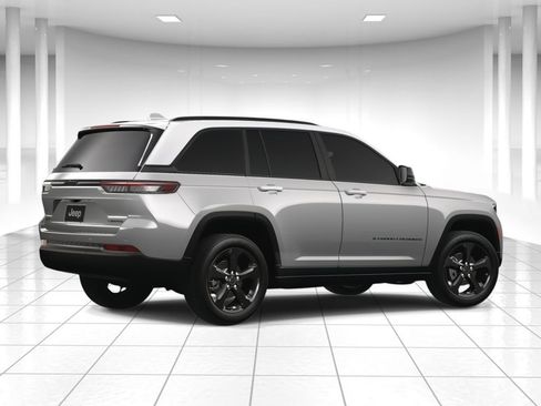 New 2025 Jeep Grand Cherokee Limited image 8