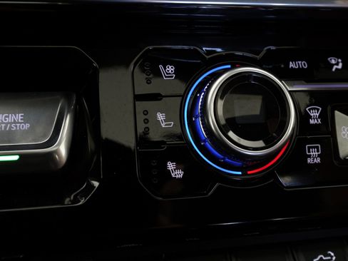 Used 2025 GMC Sierra 3500 Denali Ultimate image 23