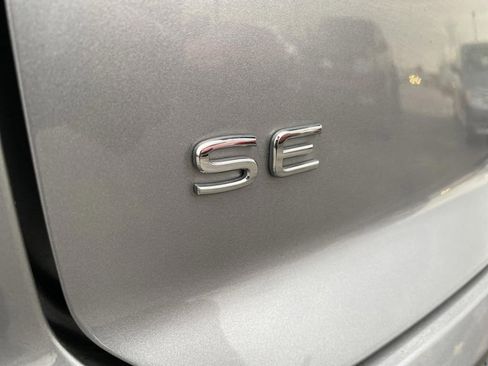 Certified 2024 Volkswagen Atlas Cross Sport SE image 35