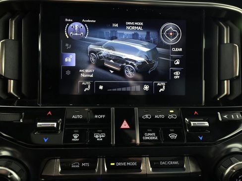 Used 2023 Lexus LX 600 4WD w/ Appearance Package image 34